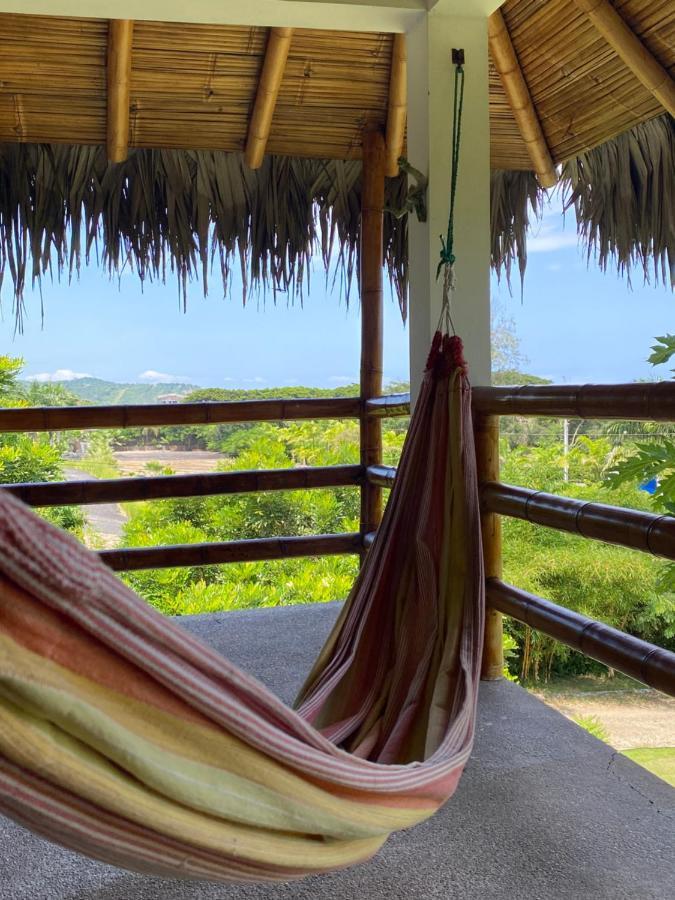 Hosteria Guachapeli Las Tunas Bagian luar foto